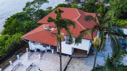 Limbe Villa | Ocean Front Villa, Ngeme