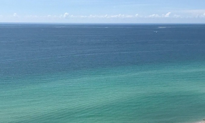 Sunny Isles Beach Apartment | Ocean,Ocean,Ocean!La Perla Amazing Views Of The Atlantic Sunny Isles Beach Miami