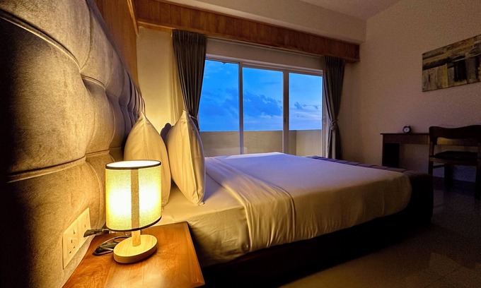 Negombo Apartment | Ocean Retreat Negombo (Seaview Apartment)