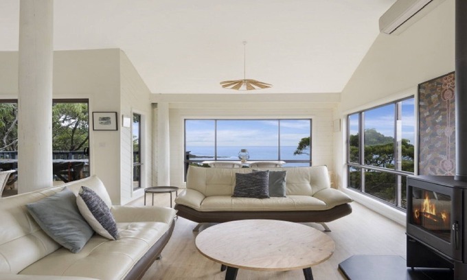 Killcare Heights House | 'Ocean Ridge at Killcare' by Accom Holidays