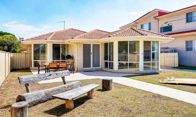 Brooms Head House | Ocean Road Oasis