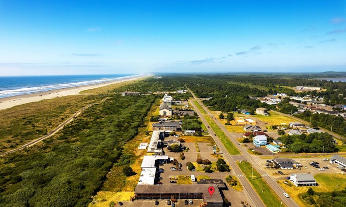 Ocean Shores Condo | Ocean Sand & Surf. Plus Adventures in Town.