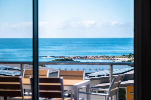 Bicheno House | Ocean Sunrise