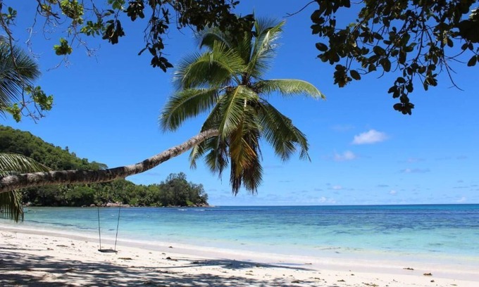 Mahe Island Apartment | Ocean view apartment in south Mahe, just in front of Baie Lazare beach.
