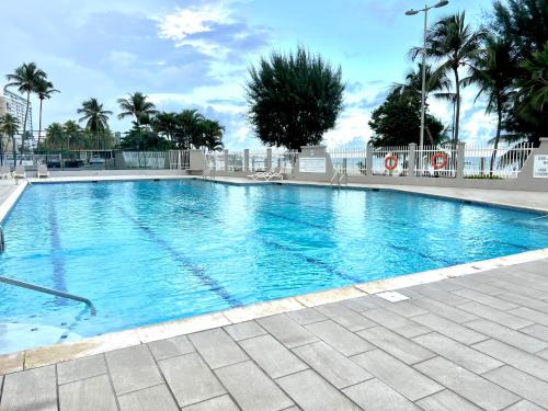 Isla Verde Apartment | Ocean View apt on Isla Verde in a 14th floor