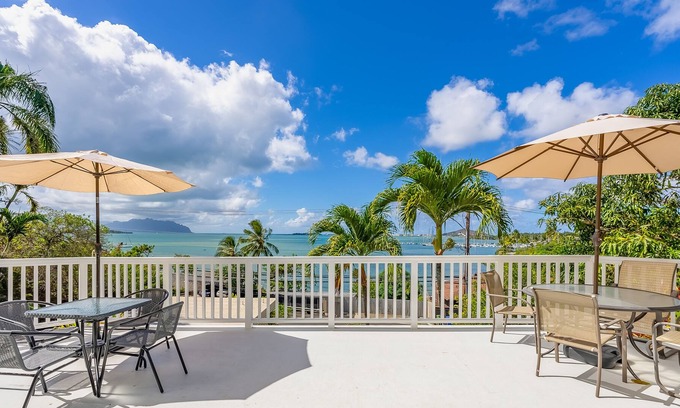 Kaneohe House | Ocean-view home with outdoor dining, grill, & W/D - short drive to beaches