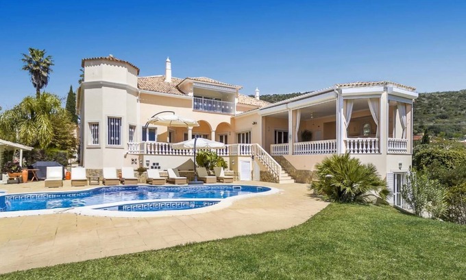 Sao Clemente Villa | Ocean View Luxury Detached Villa