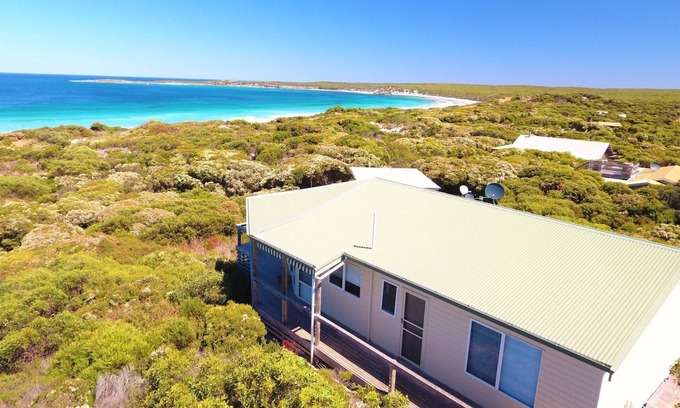 Newland House | Ocean View overlooking Vivonne Bay - minutes' walk to beach