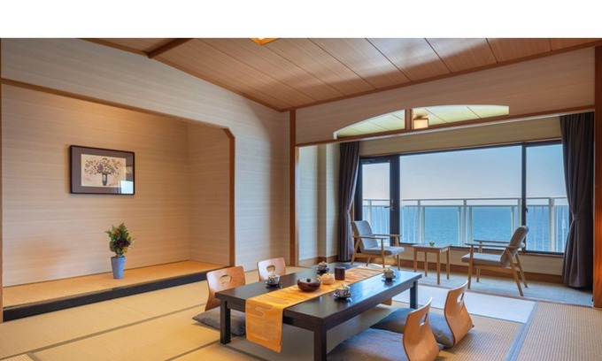 Hakodate House | Ocean view Superior Japanesestyle room balcon / Hakodate Hokkaidō