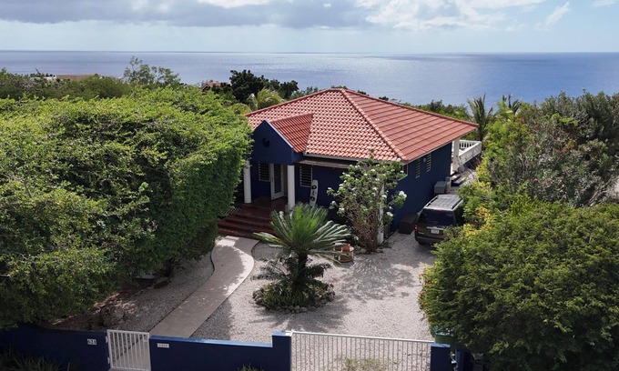 Jan Kok Villa | Ocean view vacation rental villa, private pool near beaches in Curaçao sleeps 4