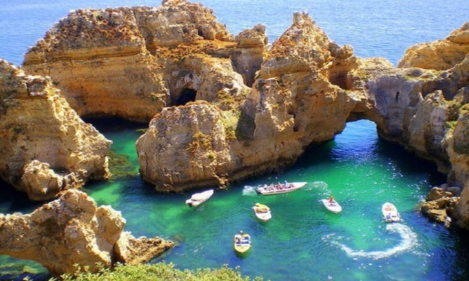 Pera Villa | Ocean view villa 5 min from the beaches, Jacuzzi, Clim Wifi Zoomarine. Promotion!