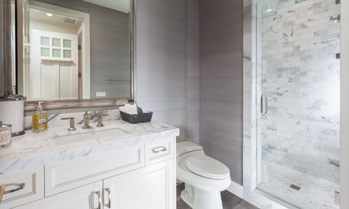 Laguna Beach Villa | Ocean View Villas 4 min walk to the surf and sand