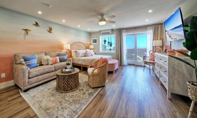 Port Aransas House | Ocean View w/Pool, Tennis/Pickleball, Beach Access | Summer Love by AvantStay