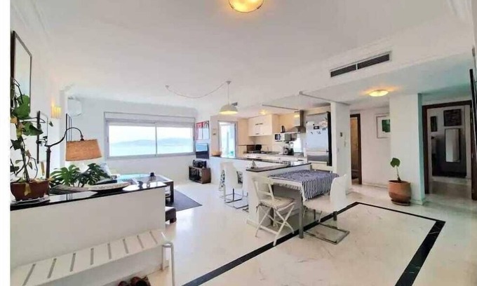 Tangier Apartment | ⭐OCEAN views⭐CENTER! Terrace. Big POOL. 10 min walk to the beach and Medina
