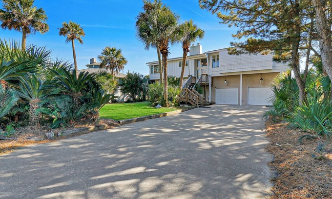 Saint Helena Island House | Oceanfront 4-bedroom House on Lovely Fripp Island