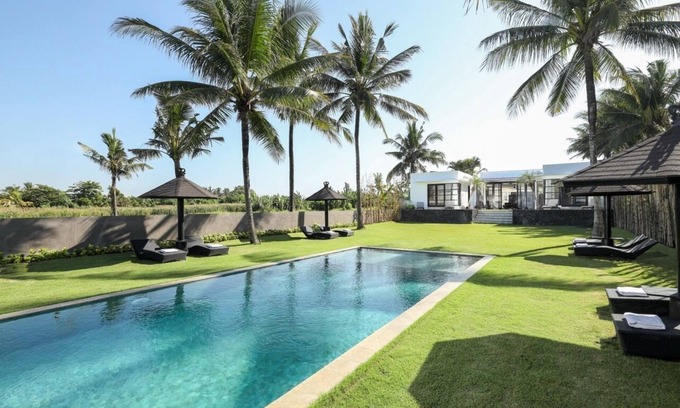 East Selemadeg Villa | Oceanfront 5 Bedroom Villa in Tabanan