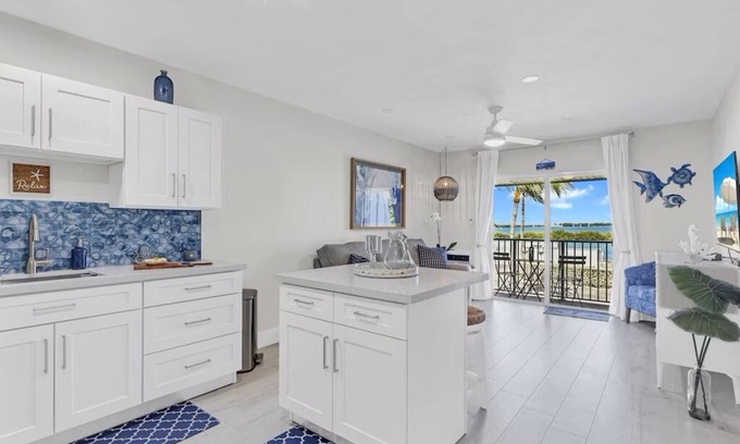 Marathon Condo | Oceanfront and Sunrise Views!