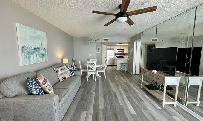 Orange Beach Condo | Oceanfront - Awesome View - Great Location! Sleeps 8 King, two queens, sofa bed