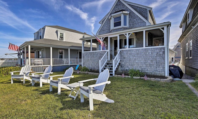 Brant Rock House | Oceanfront Cape Cod Home w/Porch, Yard + Grill!