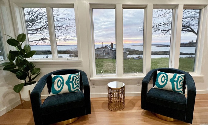 Mid-Coast and Islands Condo | Oceanfront Condo on Bailey Island with Ocean Views