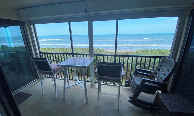 Melbourne Beach Condo | Oceanfront - Directly On the Ocean Luxury 3BR Condo Sleeps 6 to 8 - with a pool
