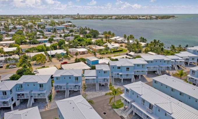 Marathon Apartment | Oceanfront Getaway in Marathon!