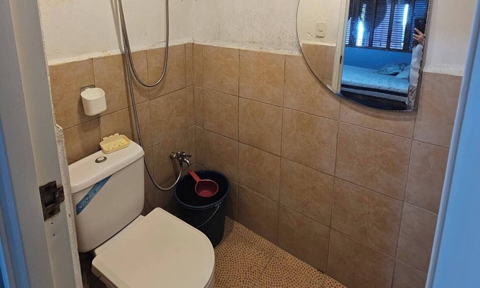 Puerto Galera House | Oceanfront Guest House
