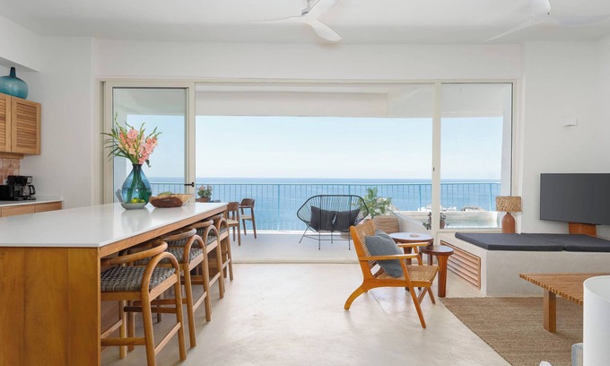Hidalgo Condo | Oceanfront Luxury with Private Pool in Puerto Escondido