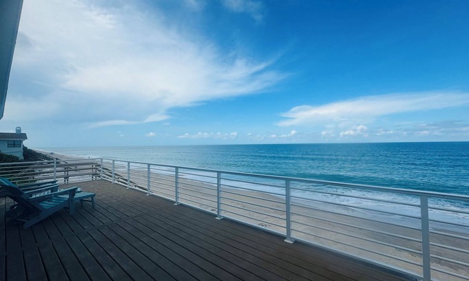 Melbourne Beach House | Oceanfront Paradise Reunion Spacious 6-bedroom House! Can split into 3 families