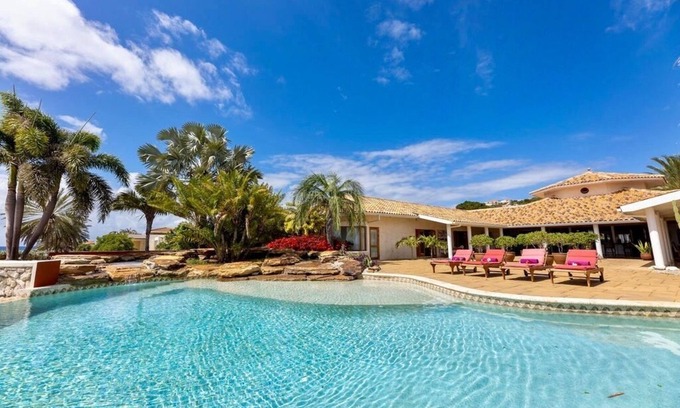 St. Marie Villa | Oceanfront Royal villa w/Private Beach, Pool, Plunge pool - Coral Estate