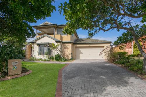 Yamba House | Oceania Peace
