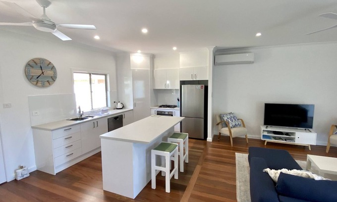 North Haven House | Oceans 12 - 12 Ocean St North Haven