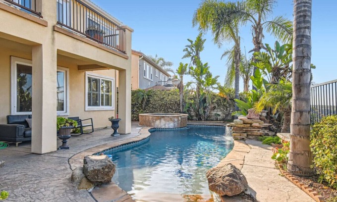 Ocean View Hills House | Ocean’s Edge Luxury Retreat + Ocean Views + Pool