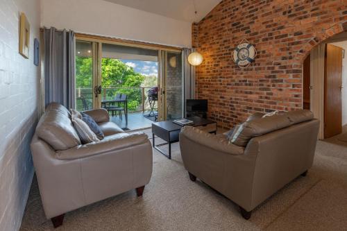 Boomerang Beach Apartment | Oceanside 04 Sea Bliss