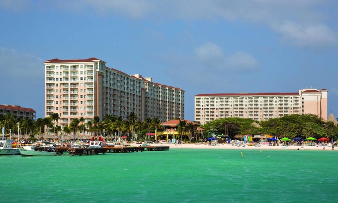Palm Beach Resort | Oceanside - 2 Bedroom - Marriott's Aruba Surf Club - Full Resort Access
