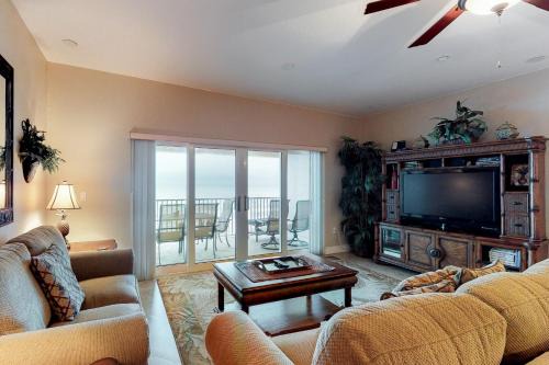 Independence Square Apartment | Oceanside 405