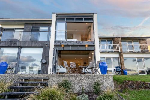 Port Fairy Apartment | Oceanview