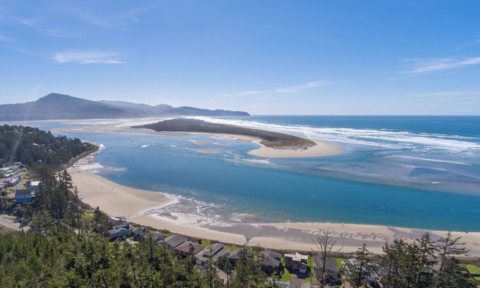 Happy Camp Hideaway House | Oceanview Getaway, Family-Friendly w/Beach Access