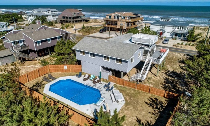 Sandbridge House | OceanView/pool/petsOK,beach100 ft,n/upper deck, 5Bed2.5BA