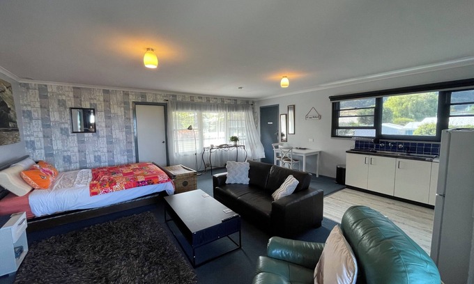 Apollo Bay Apartment | Oceanview Studio Apollo Bay