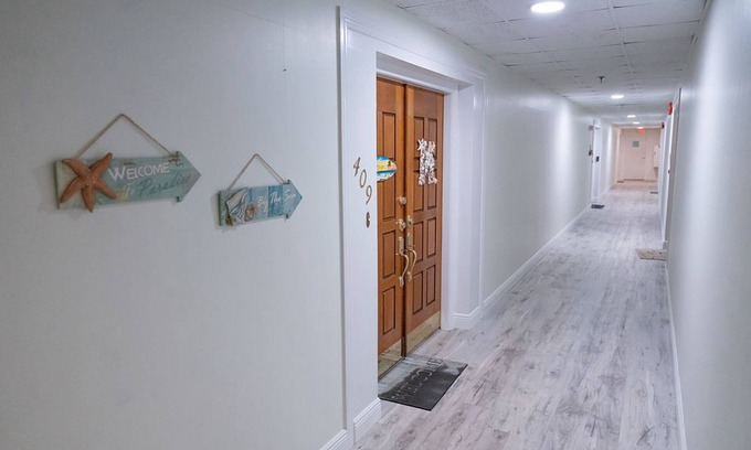 Cocoa Beach Apartment | Oceanview Unit in Cocoa Beach with Amazing view & Direct Beach 333 by the Sea