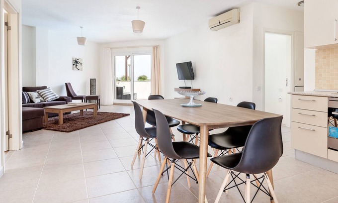 Bafra Apartment | Octopool with Private Pool