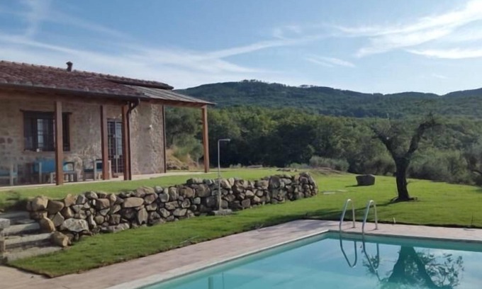Tuoro sul Trasimeno Apartment | Of Colle in Colle- County house- S.Costantino