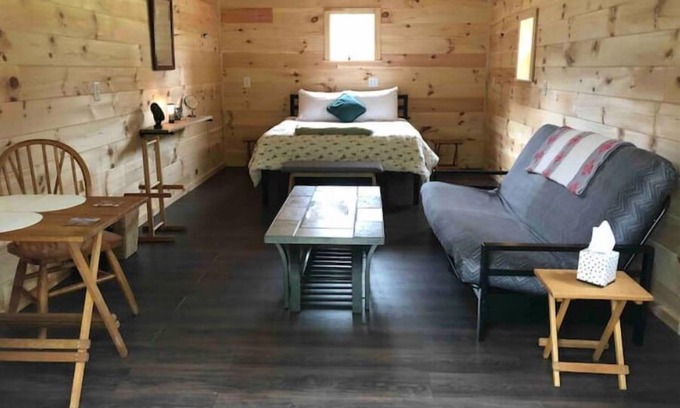 Doylesburg House | Off Grid Tiny House Glamping On 22 Acres!