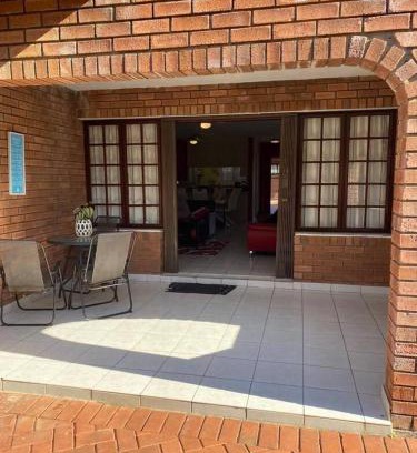 Shelly Beach Apartment | Off-shore Guest house