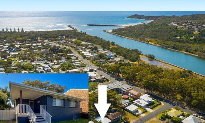 North Haven House | Off The Wall - close to beach, river and breakwall