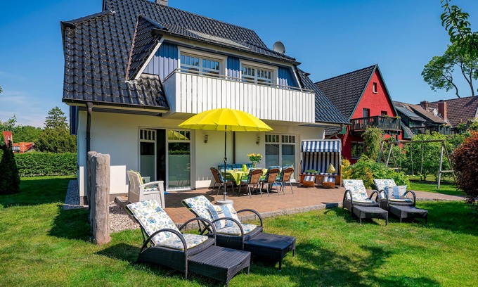 Ostseebad Prerow House | Offer 13.9.to 20.9.25 still available, top location, sauna, paid beds, WLAN fiber optics