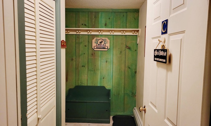 Bartlett Condo | Official Seasons RMC Condo 21C - 2 bedrooms - sleeps 8 - No Fees