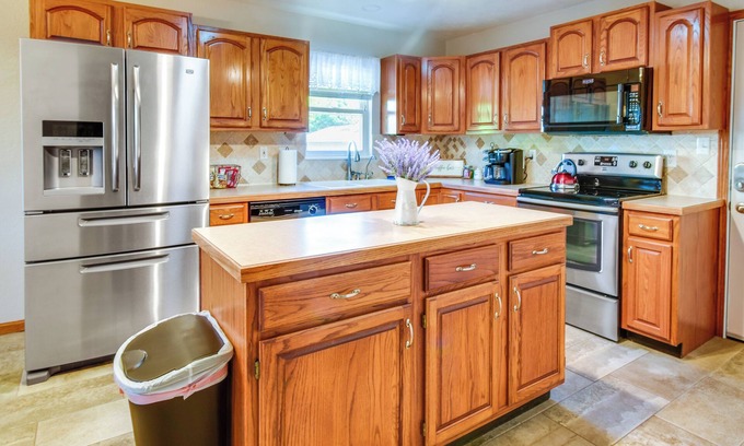 Ogallala House | Ogallala Home w/ Patio, 9 Mi to Lake McConaughy!
