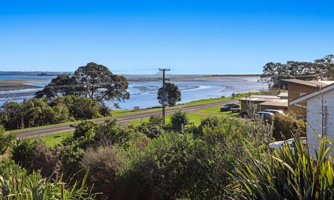 Waiotahi Apartment | Ohiwa Harbour Studio